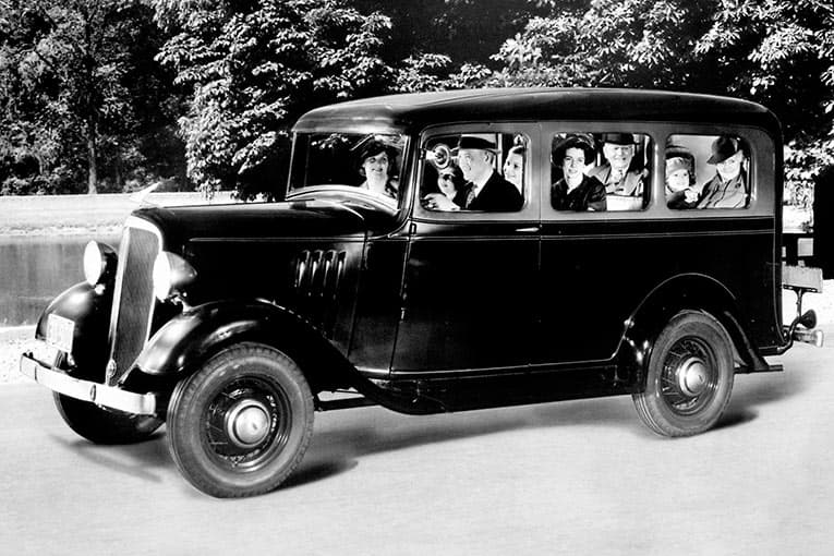 Chevrolet Suburban 1st gen. (1935-40)