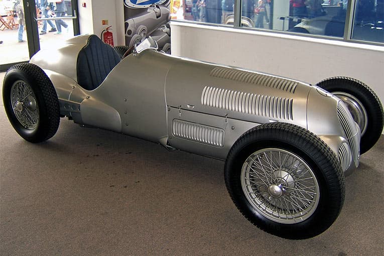 Mercedes-Benz Silver Arrow W 125 (1937)