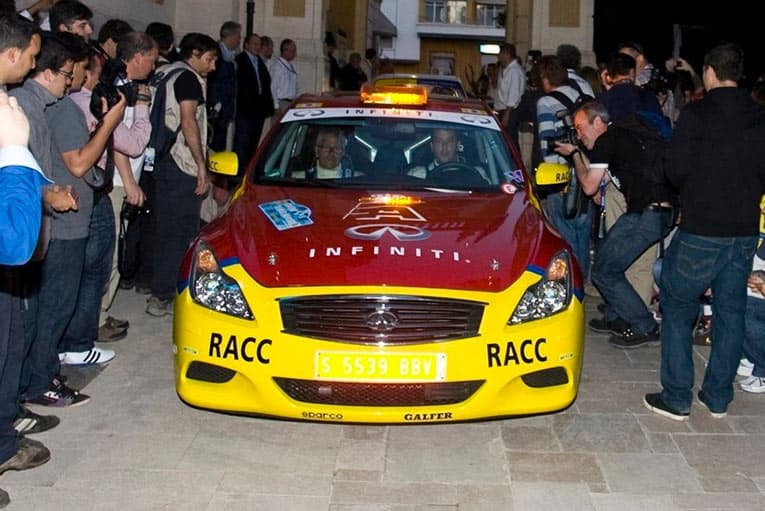 Infiniti supplies safety car to the Spanish Rally Championship - front