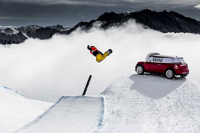 Mini will continue its cooperation with lifestyle sporting events in 2011 - Burton Global Open Series