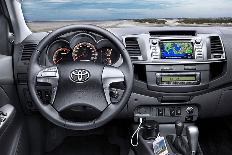 Road Test: 2012 Toyota Hilux 2.5 D-4D 4WD - interior