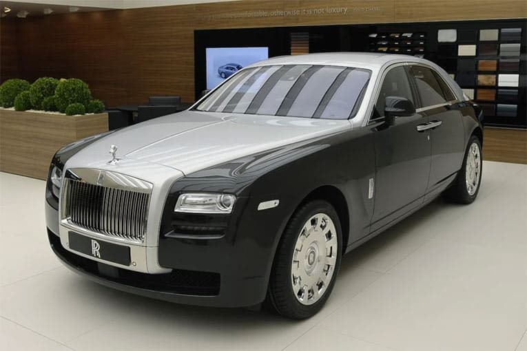 Two-tone option for Rolls-Royce Ghost - grey